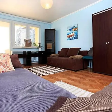 Pokoj Dla 4 Osob Z Balkonem, Morze Wiecej. Alloggio in famiglia *